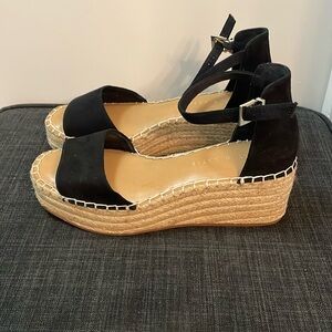 Kelly & Katie wedge size 7